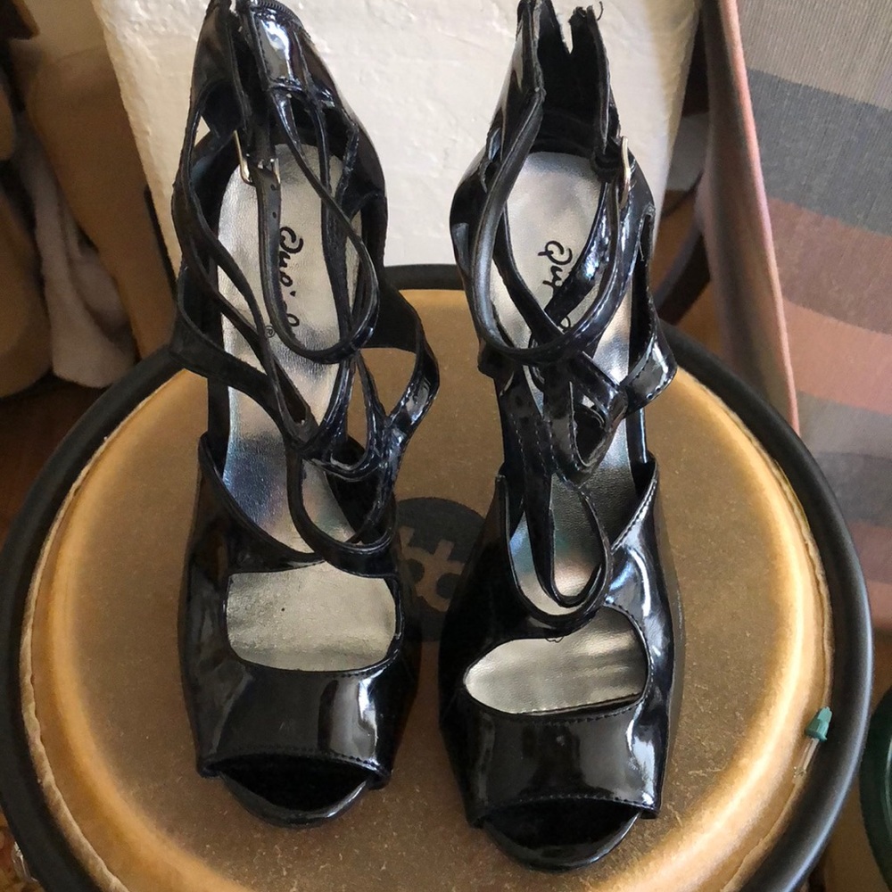 Black Qupid High Heels